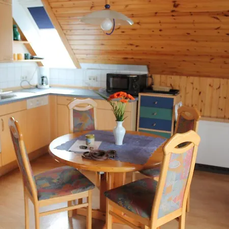 Haus Seerobbe Obergeschosswohnung Apartment Bojendorf