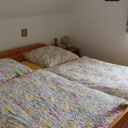 Haus Seerobbe Obergeschosswohnung Bojendorf